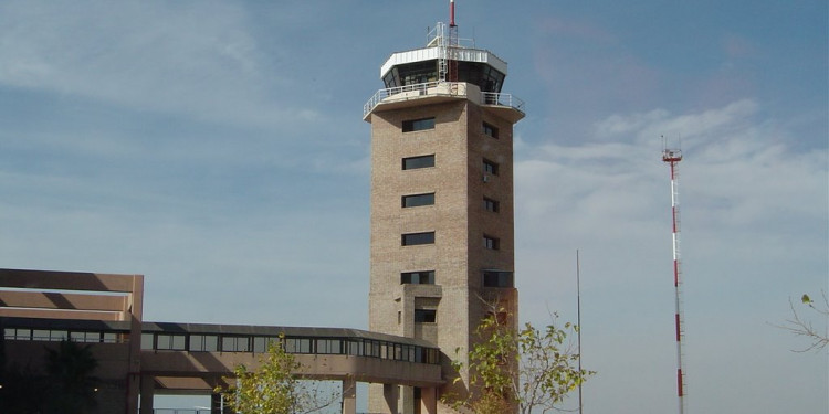 Ya se cancelaron siete congresos por el cierre del aeropuerto