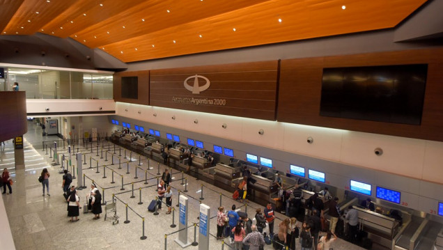 imagen El paro de Aerolíneas comenzará a sentirse este lunes