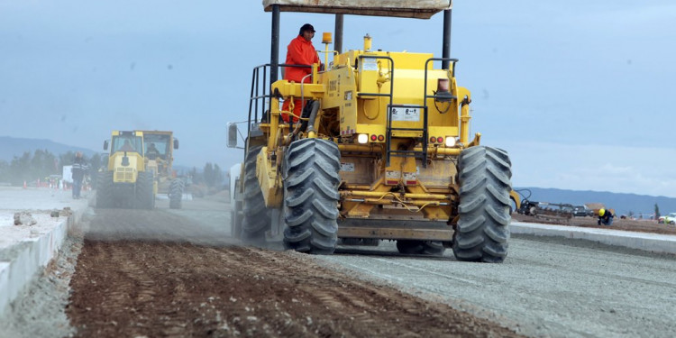 Pese a que el avance de obra es del 40 %, insisten en que el aeropuerto reabrirá el 7 de diciembre