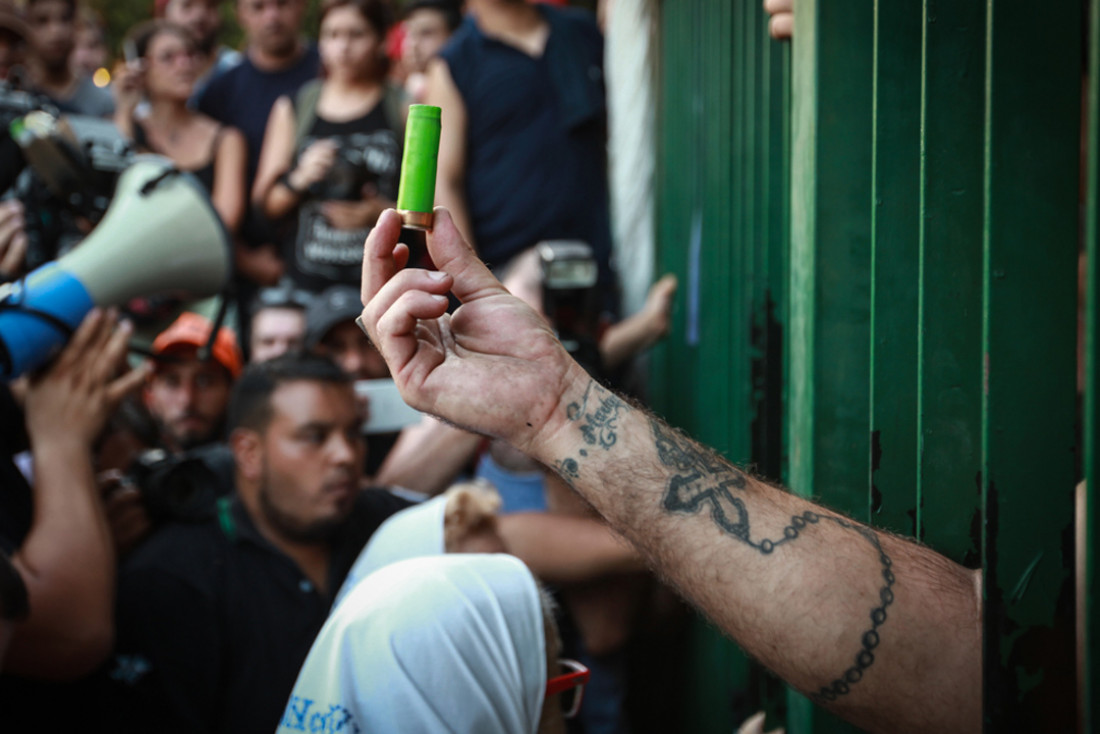 Reprimieron e intentaron desalojar a los trabajadores de AGR-Clarín