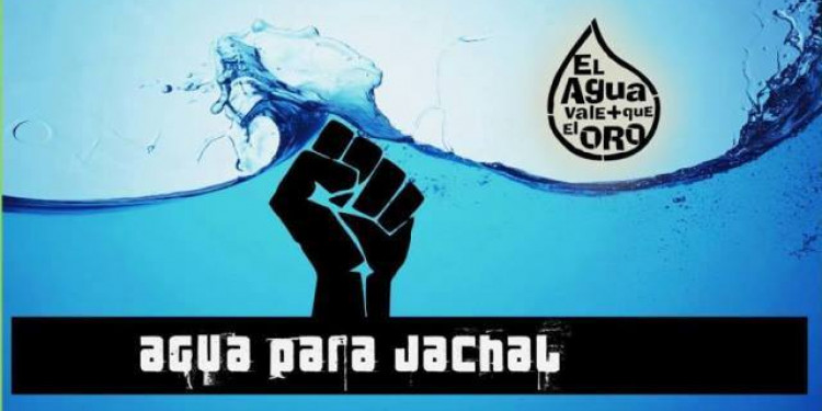 Recolectan agua envasada para Jáchal