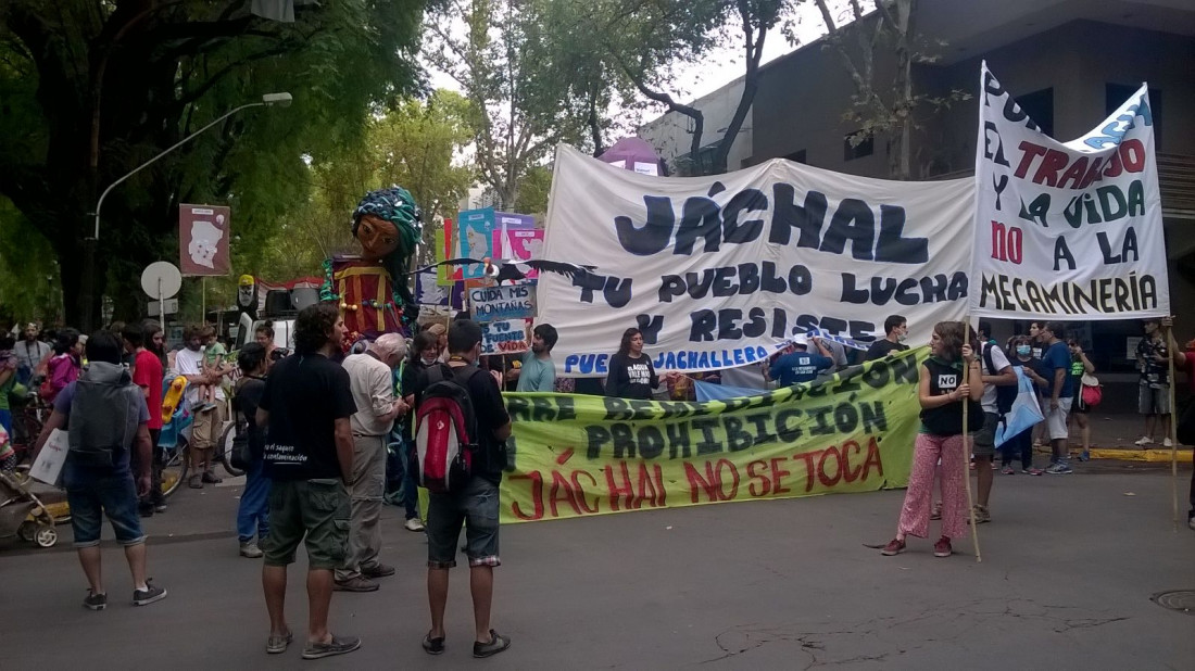 Marcha de la bronca y por el agua