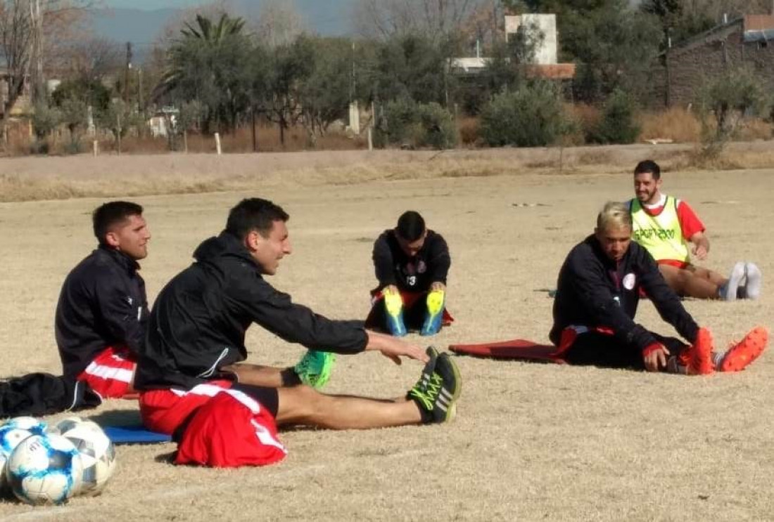 Iván Agudiak: "Sabemos que el hincha de Huracán es pasional y que llena la cancha"