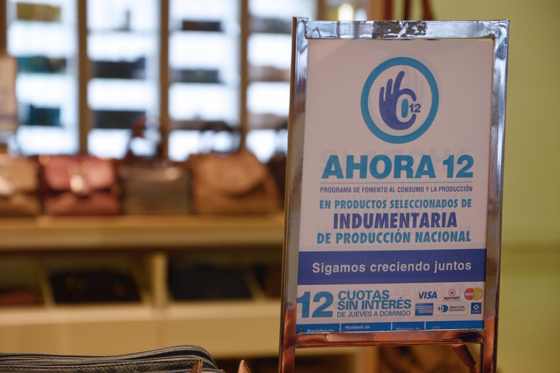 El Gobierno analiza extender el plan "Ahora 12" para 2017