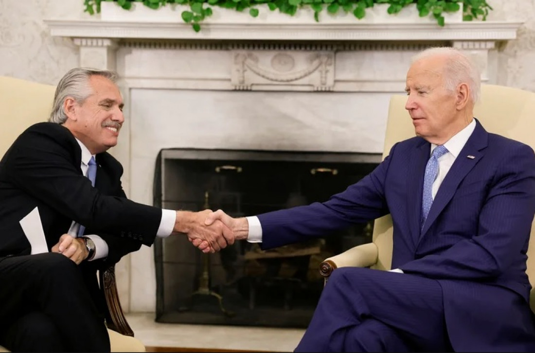 El Gobierno felicitó a Joe Biden y le dejó algunas advertencias de cara al futuro