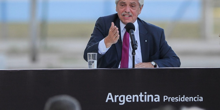 Sin Suarez, Alberto Fernández inauguró una Planta Depuradora de Líquidos Cloacales en la provincia