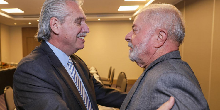 Lula Da Silva visitará Argentina "antes de asumir" como presidente de Brasil