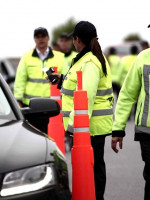 Alcohol cero al volante: crece la polémica antes del tratamiento en el Senado