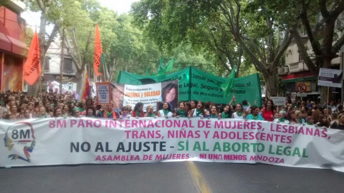El #8M en Mendoza: "contra el ajuste y por el aborto legal"