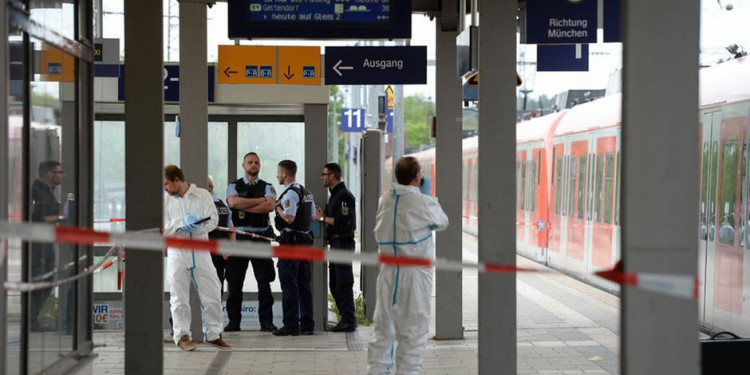 Oriente vs. Occidente: asesinato en Alemania