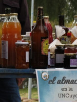Comienza a regir la canasta de frescos y de productos esenciales en comercios de cercanía