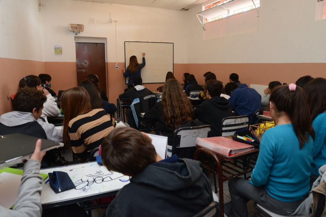 Operativo Enseñar: evalúan a futuros docentes y profesores