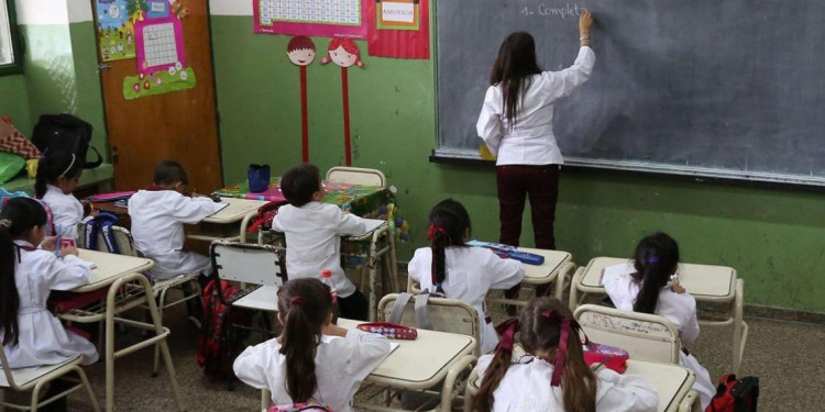 En Mendoza, 164 primarias empiezan con jornada completa: 7 horas en la escuela