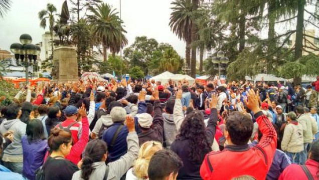 imagen Jujuy: luego de 51 días, Tupac Amaru retira sus carpas