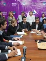 Ampros consulta la oferta salarial con las bases
