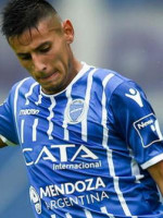 Angileri: "Es bueno que los equipos grandes se fijen en uno"