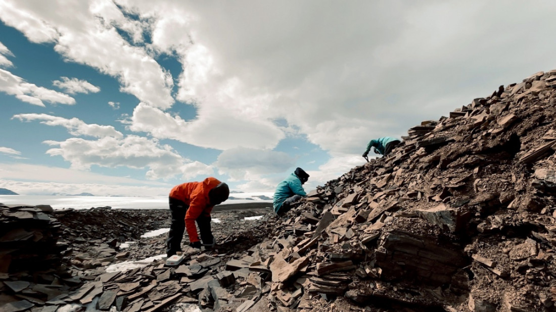 Un refugio de rocas, la primera presencia permanente de la Argentina en la Antártida