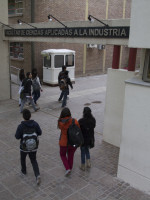 Reclamo por incumbencias en la Facultad de Ciencias Aplicadas a la Industria