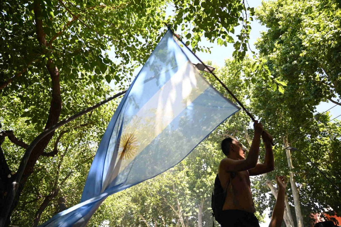 Mendoza celebró en un grito unido: ¡Dale campeón, dale campeón!