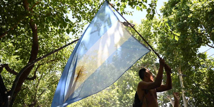 Mendoza celebró en un grito unido: ¡Dale campeón, dale campeón!