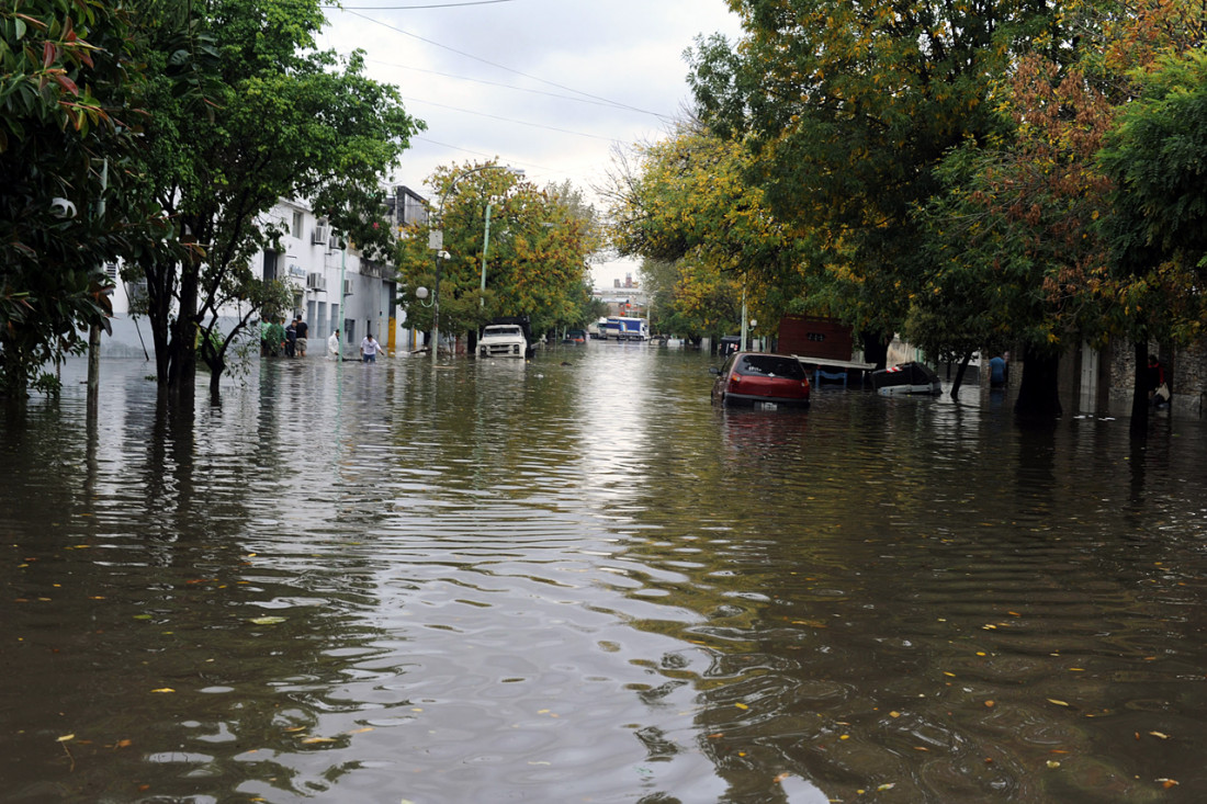 Desde la oposición cargan contra Scioli por las inundaciones en la Provincia