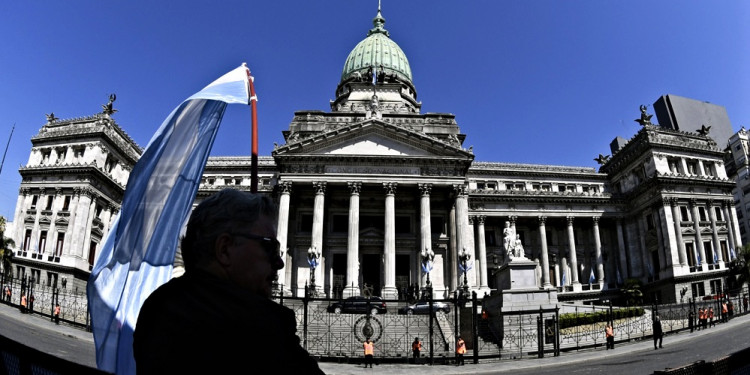 La Embajada en Ucrania pidió a las argentinas y argentinos que abandonen ese país