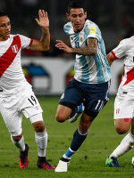 Qué resultados deben darse para que Argentina clasifique