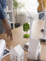 Pensar en clave sostenible el futuro del diseño urbano: nuevos materiales, nuevas formas 