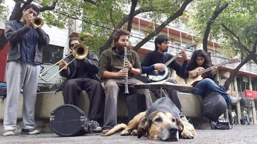 imagen Los artistas callejeros se manifestarán en contra de una ordenanza que les prohíbe tocar en espacios públicos