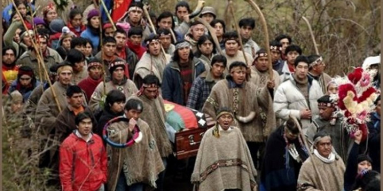 El Gobierno busca frenar la entrega de tierras a una comunidad mapuche