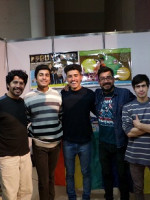 Un stand de OMIN, presente en la Feria del Libro