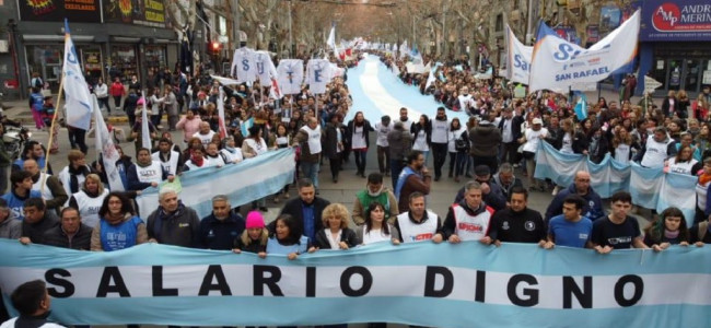 Paritarias: tras el rechazo de SUTE y ATE, el Gobierno busca llegar a un acuerdo con Ampros