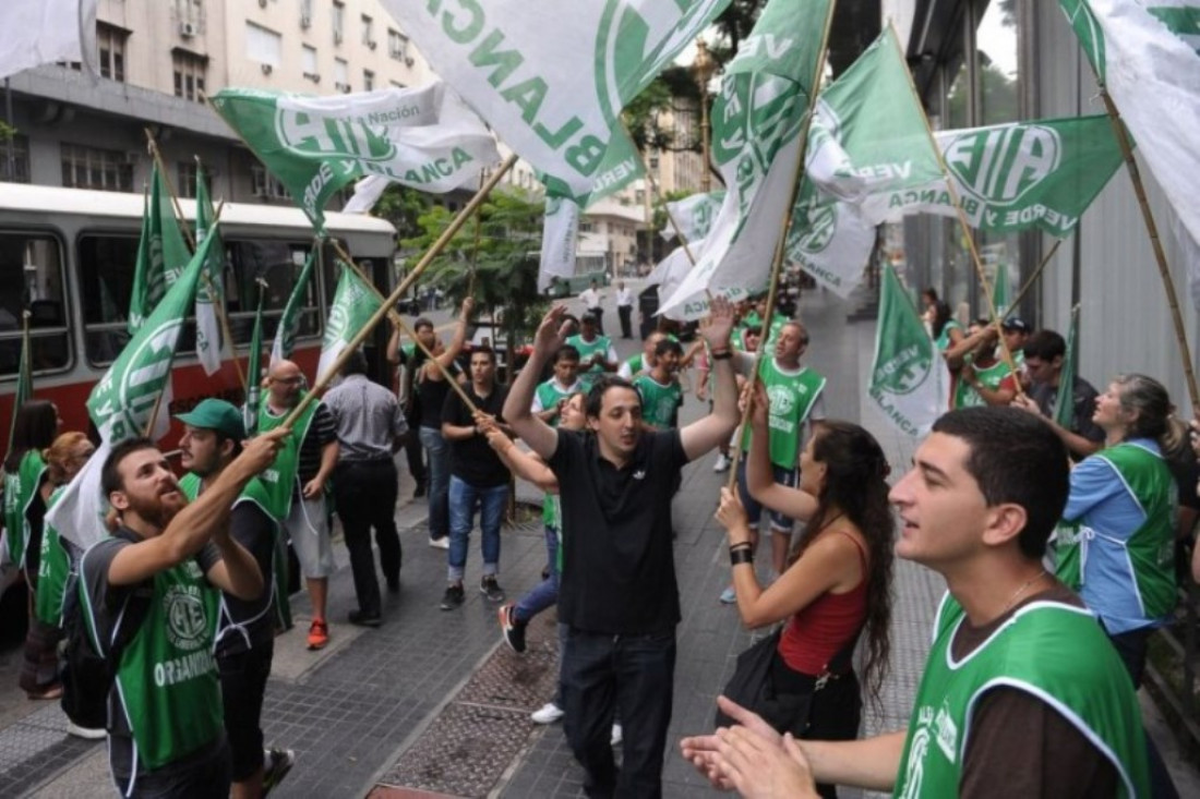 ATE lanza plebiscito para ver si acepta o rechaza última propuesta salarial