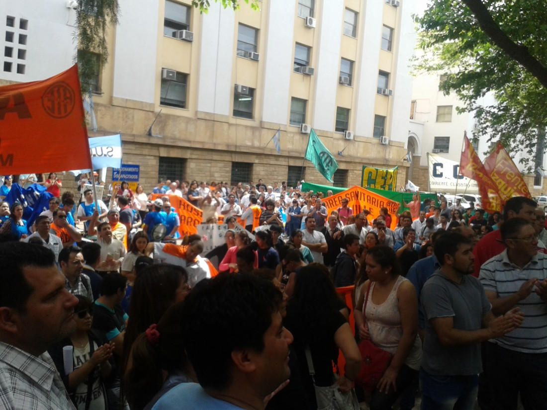 "Este gobierno no ha hecho nada para los trabajadores", sentenció Macho