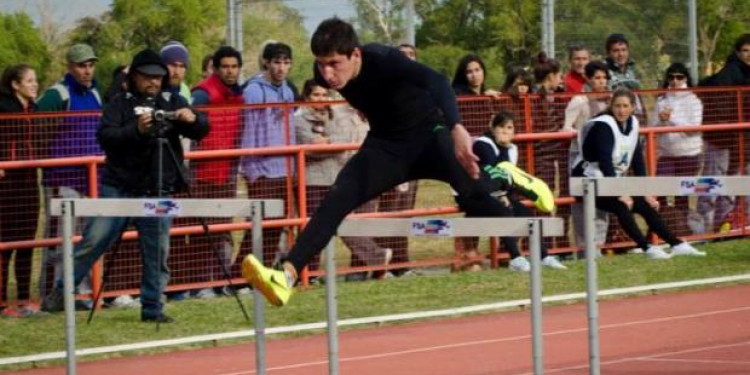 Gastón "Garza" Sayago, un campeón a toda velocidad