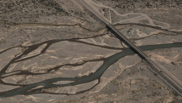 imagen Verna y Cornejo se reunirán por el Río Atuel