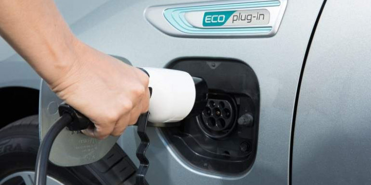 Europa prohibirá la venta de autos nuevos a nafta y diésel a partir de 2035
