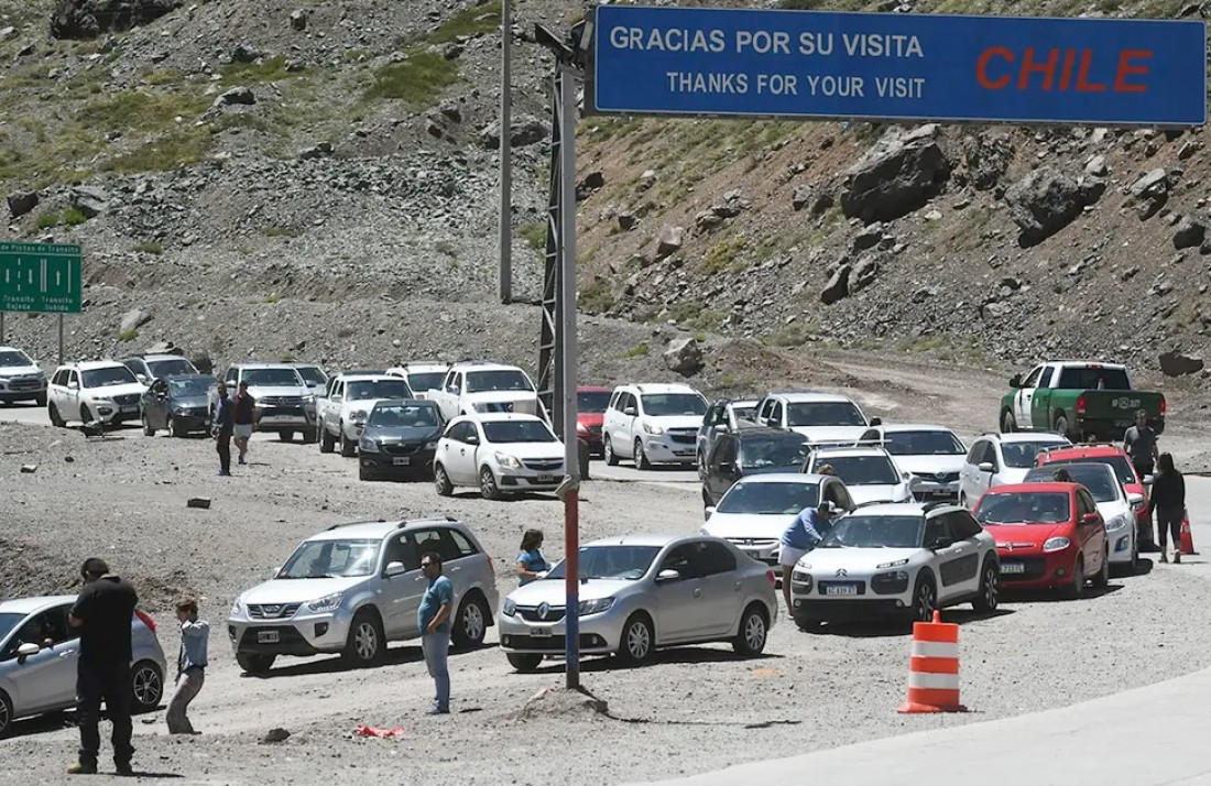 Paso a Chile: sumaron más casillas de atención y se redujo el tiempo de espera 