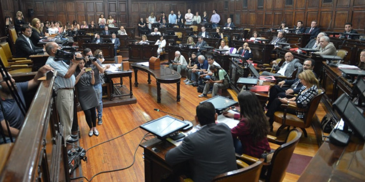 Cornejo ya tiene las leyes de Avalúo e Impositiva