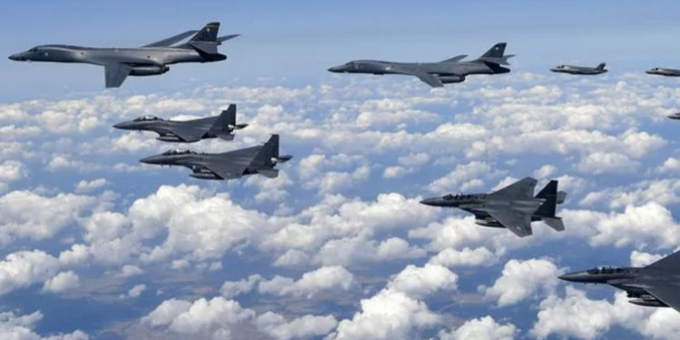 Corea del Norte movilizó aviones tras el sobrevuelo de bombarderos de Estados Unidos