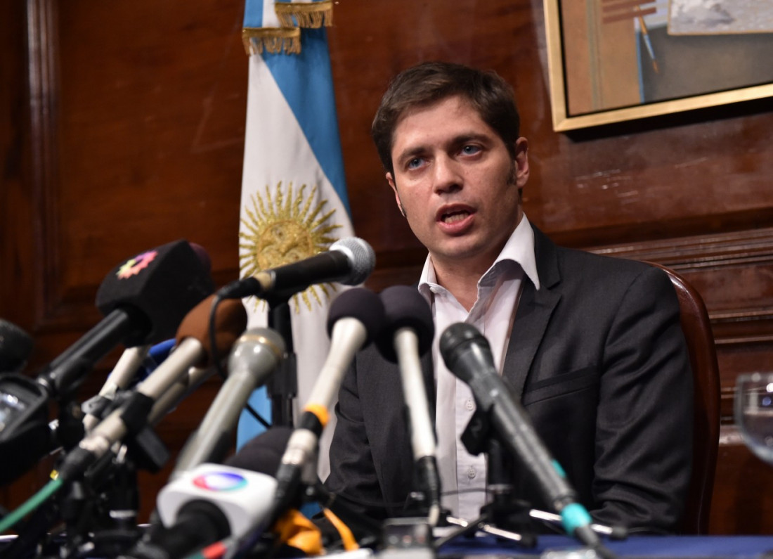 Kicillof desmintió que gane 400 mil pesos como director de YPF