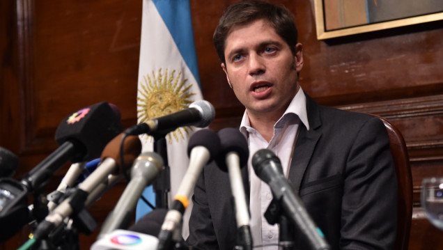 imagen Kicillof desmintió que gane 400 mil pesos como director de YPF