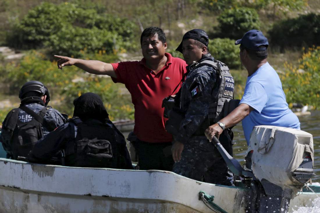 Asesinan al líder de la policía que buscaba a los 43 de Ayotzinapa