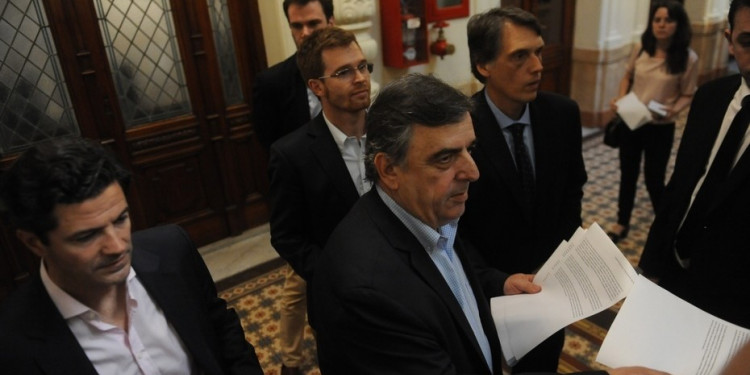 Reforma previsional: habrá sesión el lunes y bono extra