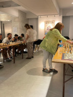 La capacidad de jugar al ajedrez no se relaciona con el género, sino con las oportunidades