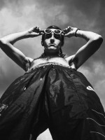 Xurdo apuesta al sample rockero y a los aires funk para crear el tema del verano