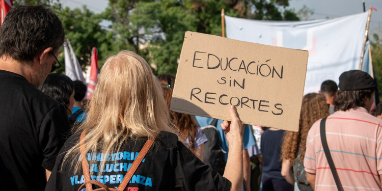 Financiamiento universitario: el fallo de la Corte obliga a actualizar salarios y becas 