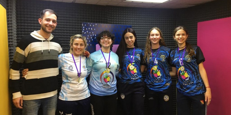 El seleccionado mendocino de Cadetes Femenino de balonmano se consagró en Neuquén