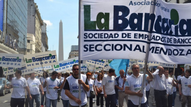 imagen Suspenden el paro bancario previsto para este jueves