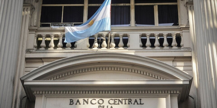 El Banco Central confirma la emisión del billete de 2 mil pesos: a quiénes conmemorará